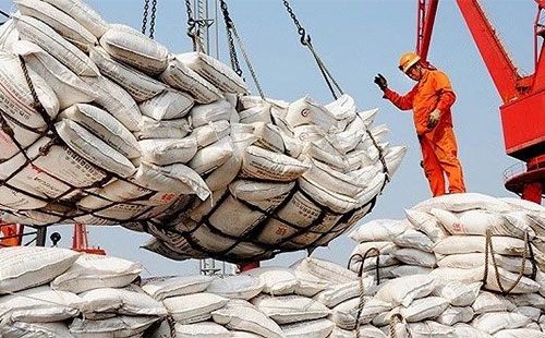 8�·ݻ��ʳ���243�f����ͬ�����L14.1%