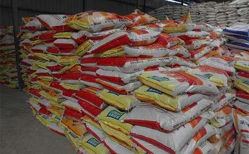 �＾�ͺϷ��Ј�ƣܛ�������Ј���һƬ�����еȴ������Ј��ĵ���