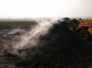 ���ЙC(j��)��һ����͸�������ߡ�ͻ�ƾŵ��T������