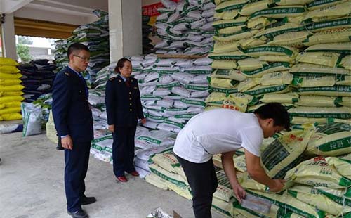 �ЙC���a�N����300Ԫ/����15�����Ͼ�����Ո