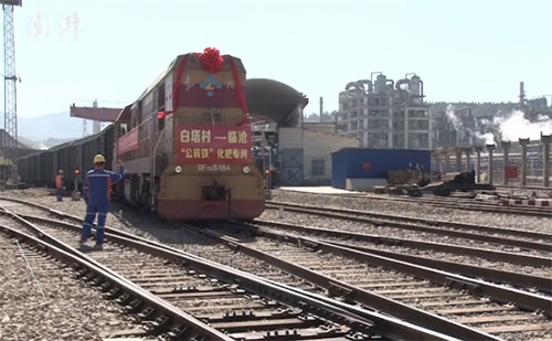 ���ʌ����_ͨ�����ʳ��ھ���ķ�ʽ����һ��ͨ��