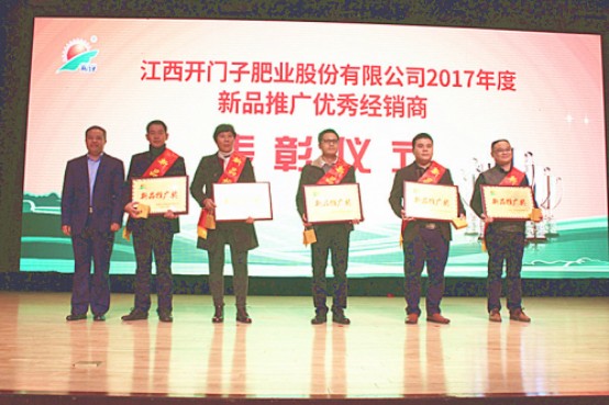 һ·�߁��ж����㣬���N�����Єӻ؈��ھ��ˡ�