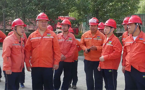 �������F�����I���ɆT�_չ�����{(di��o)�к���Մ�������