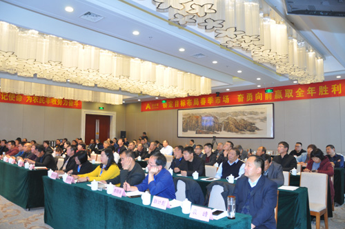 ���мtɫ���򡡲��N��ɫ���롡�������A���^���Ŀ͑����ִ����Ј����Aȫ�����