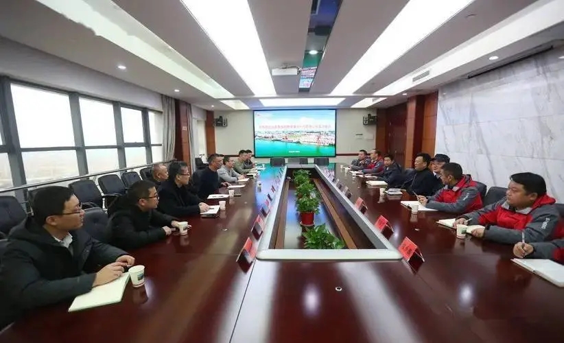 ���r(n��ng)���F(tu��n)�ݶ�����˾�c��������������(zh��n)�Ժ����P(gu��n)ϵ